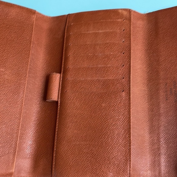 🟡 VINTAGE LOUIS VUITTON FULL SIZE WALLET - Picture 7 of 13